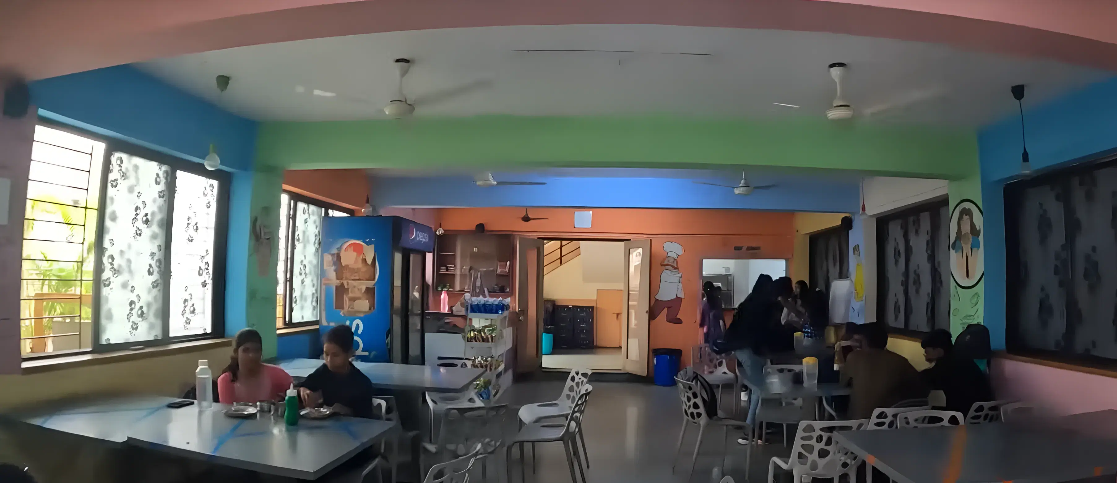 DY Patil School of Management Pune Canteen photo 4